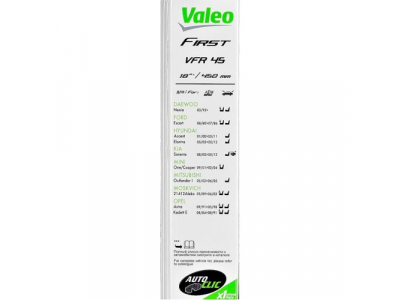 Щетка стеклоочистителя FIRST,передняя,1 шт., VFR45, 450mm/18'' от VALEO Щетка стеклоочистителя FIRST,передняя,1 шт., VFR45, 450mm/18''